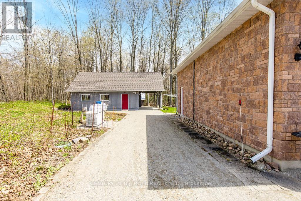 1187 FRENCH ROAD - 41