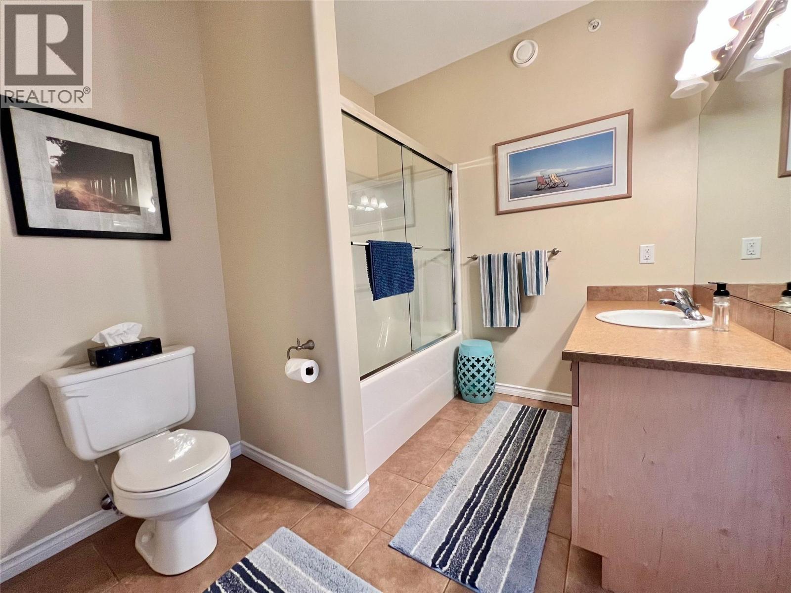 #B304 1118 Riverside Avenue - 46