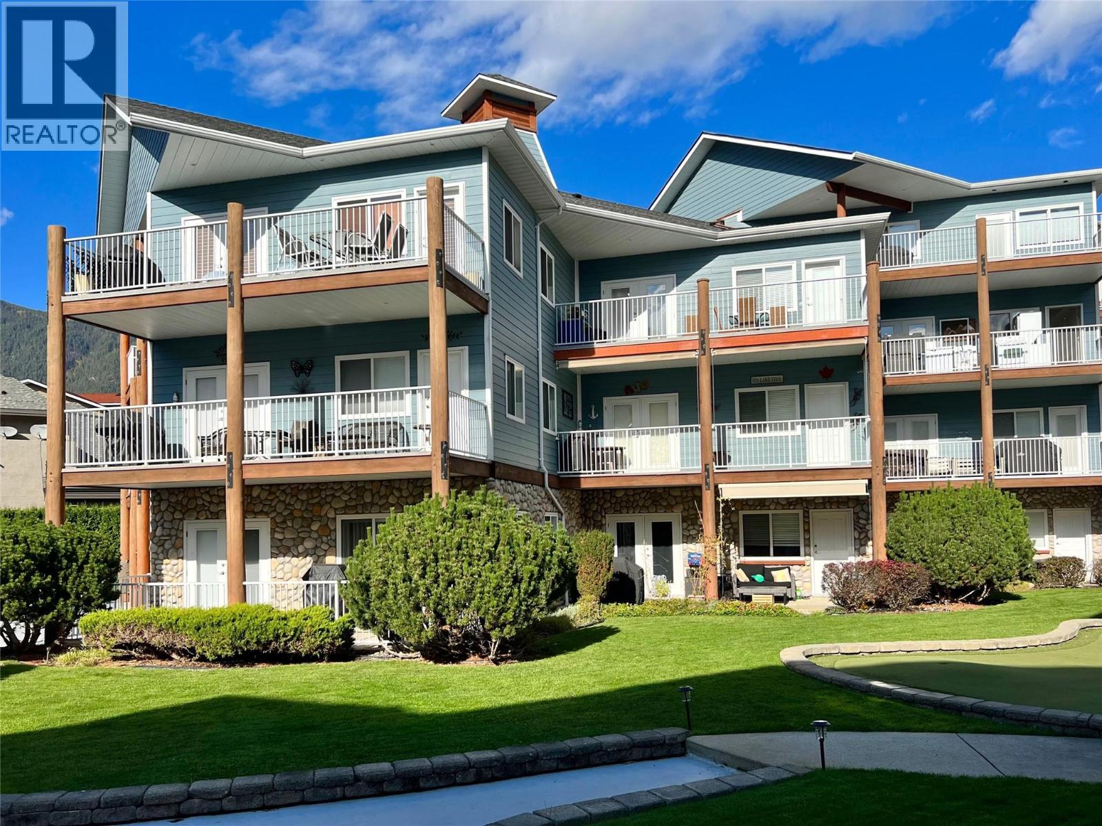 #B304 1118 Riverside Avenue - 7