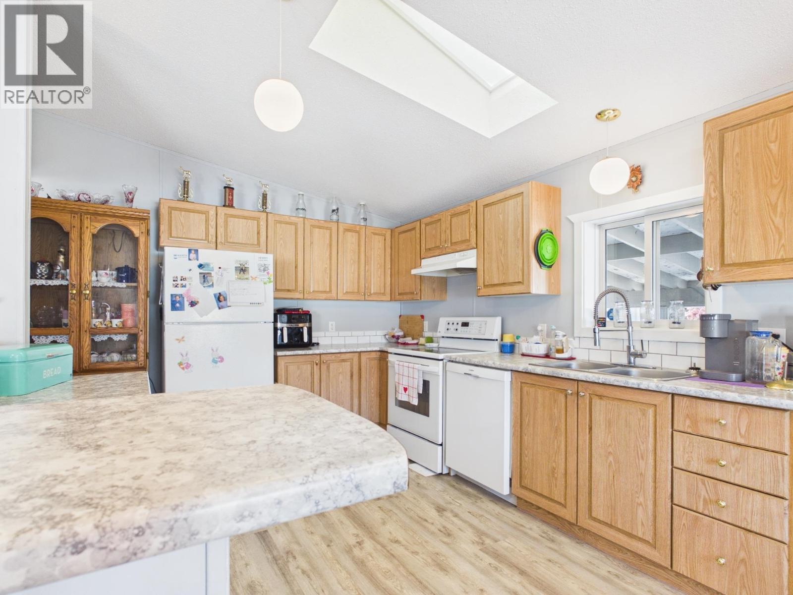 106 BRAHMA CRESCENT - 15
