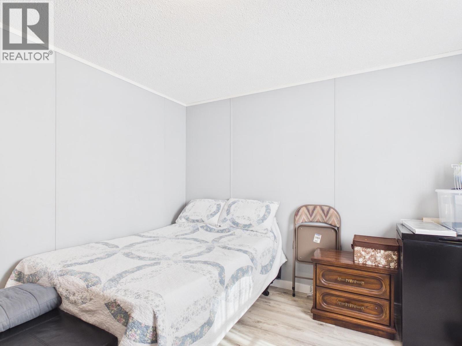 106 BRAHMA CRESCENT - 28
