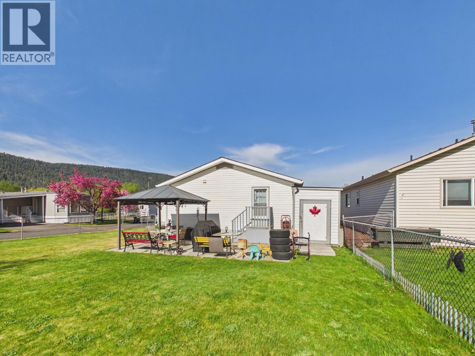 106 BRAHMA CRESCENT - 9
