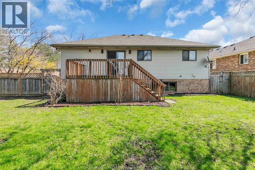 2505 ST. CLAIR AVENUE, Windsor, Ontario, N9E4L9 — Photo 33
