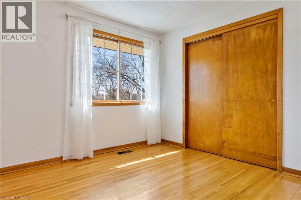 1193 SIXTH Line, Oakville, Ontario, L6H1W8 — Photo 3