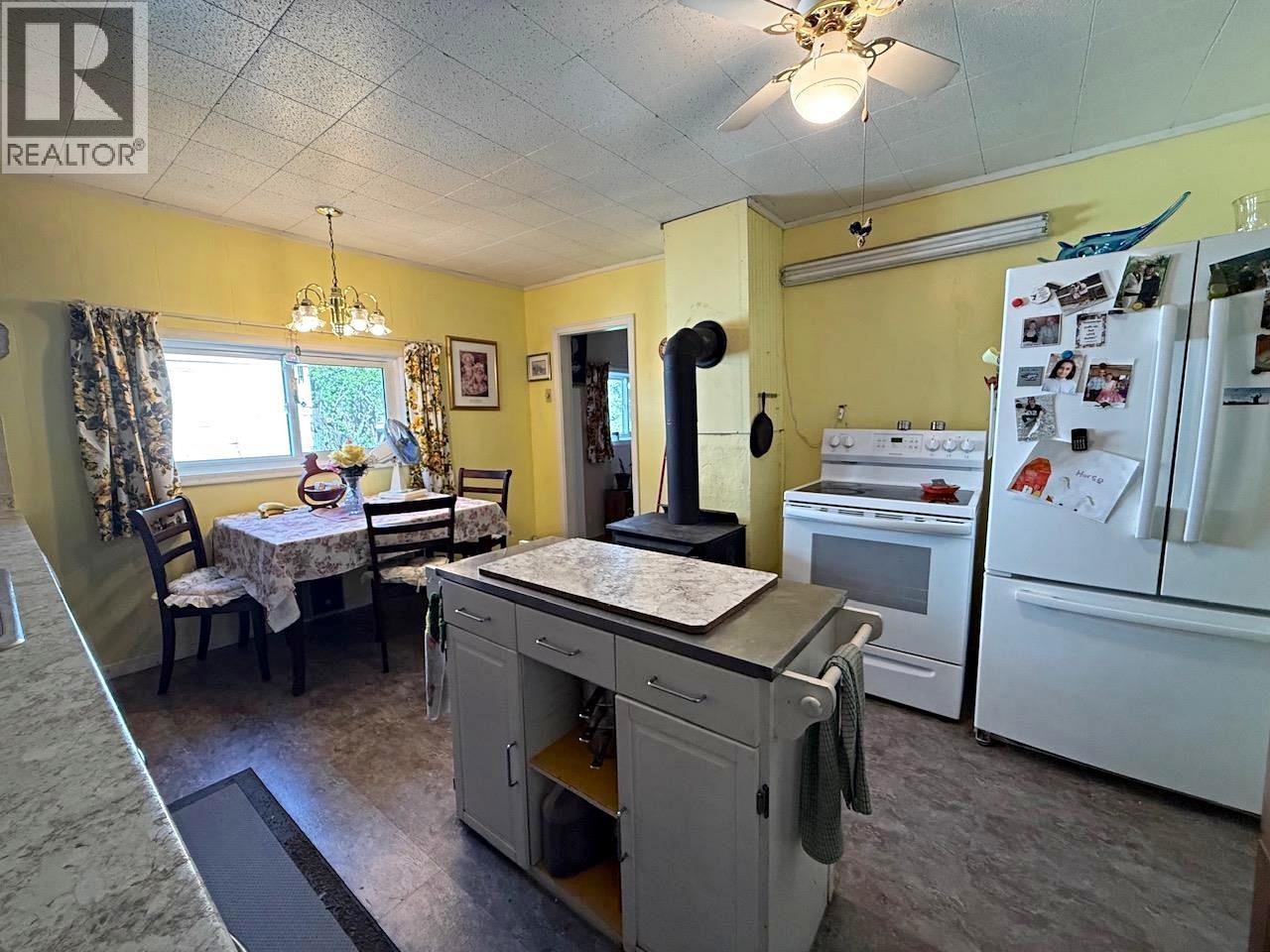9889 Latremouille Street - 6