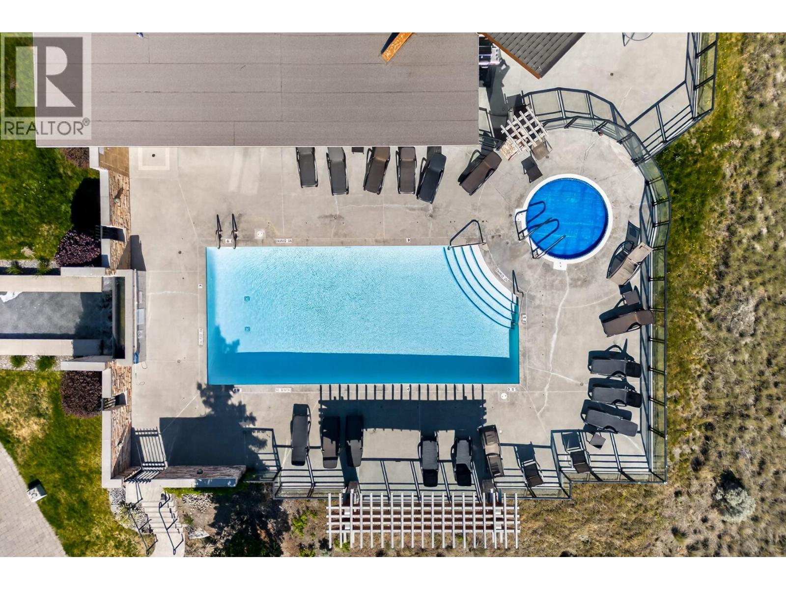 #53 130 COLEBROOK Road - 59