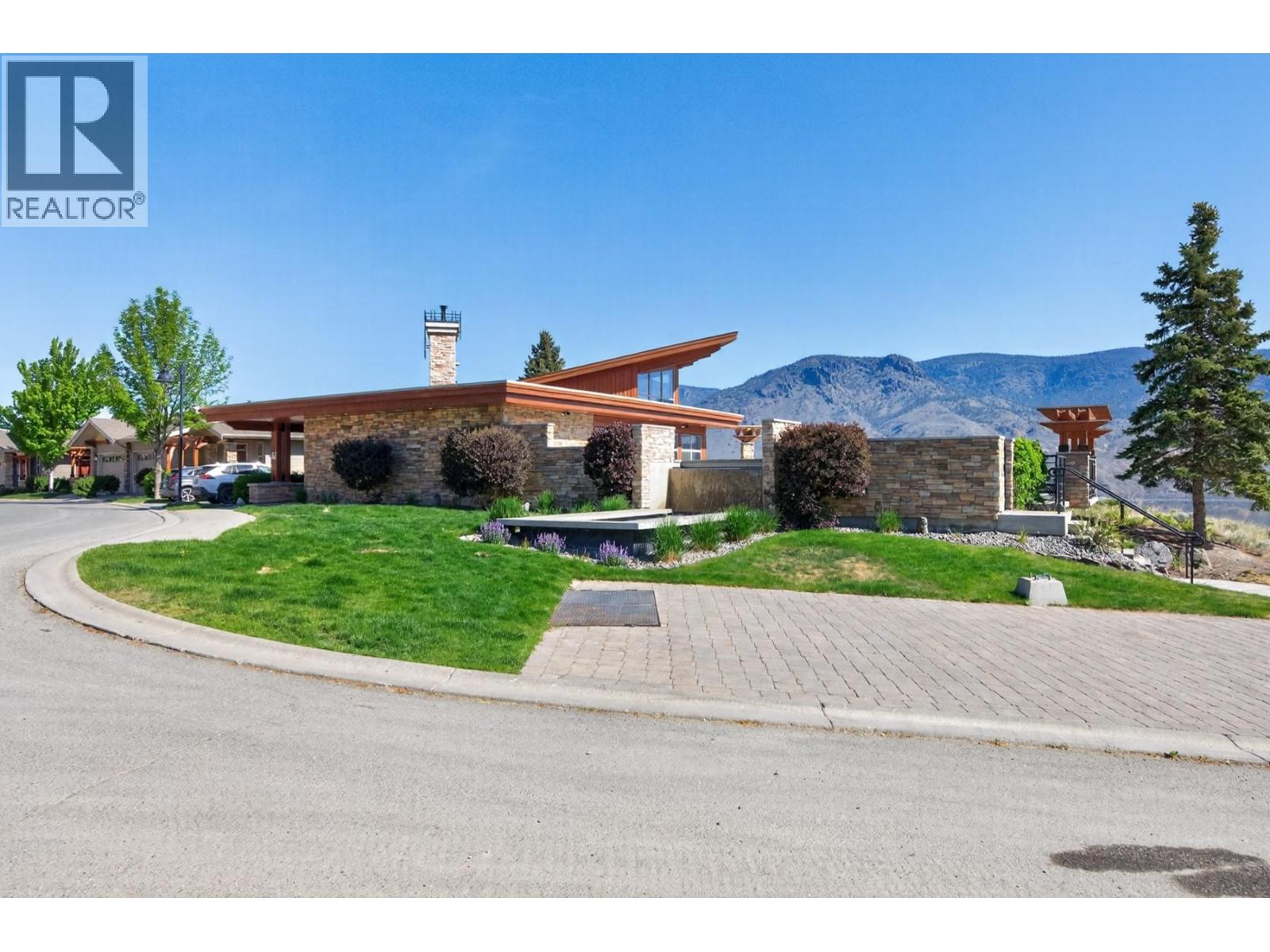 #53 130 COLEBROOK Road - 45