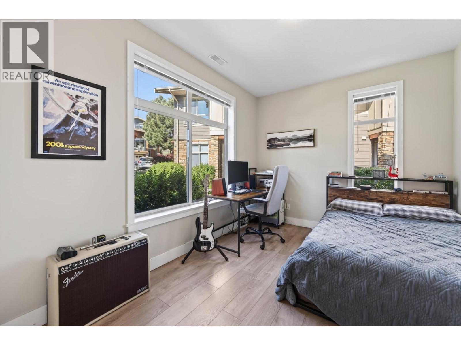 #53 130 COLEBROOK Road - 27