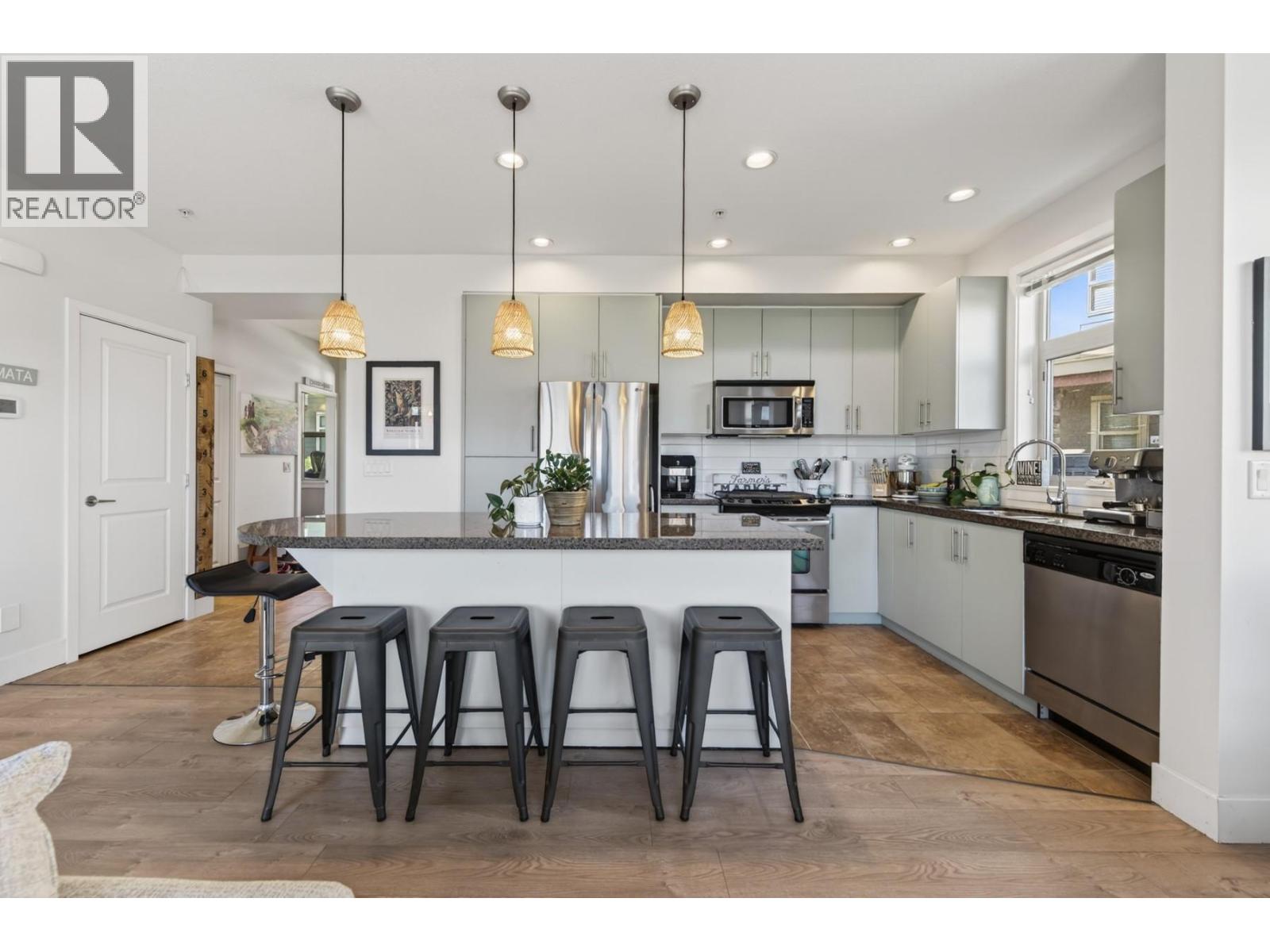 #53 130 COLEBROOK Road - 6