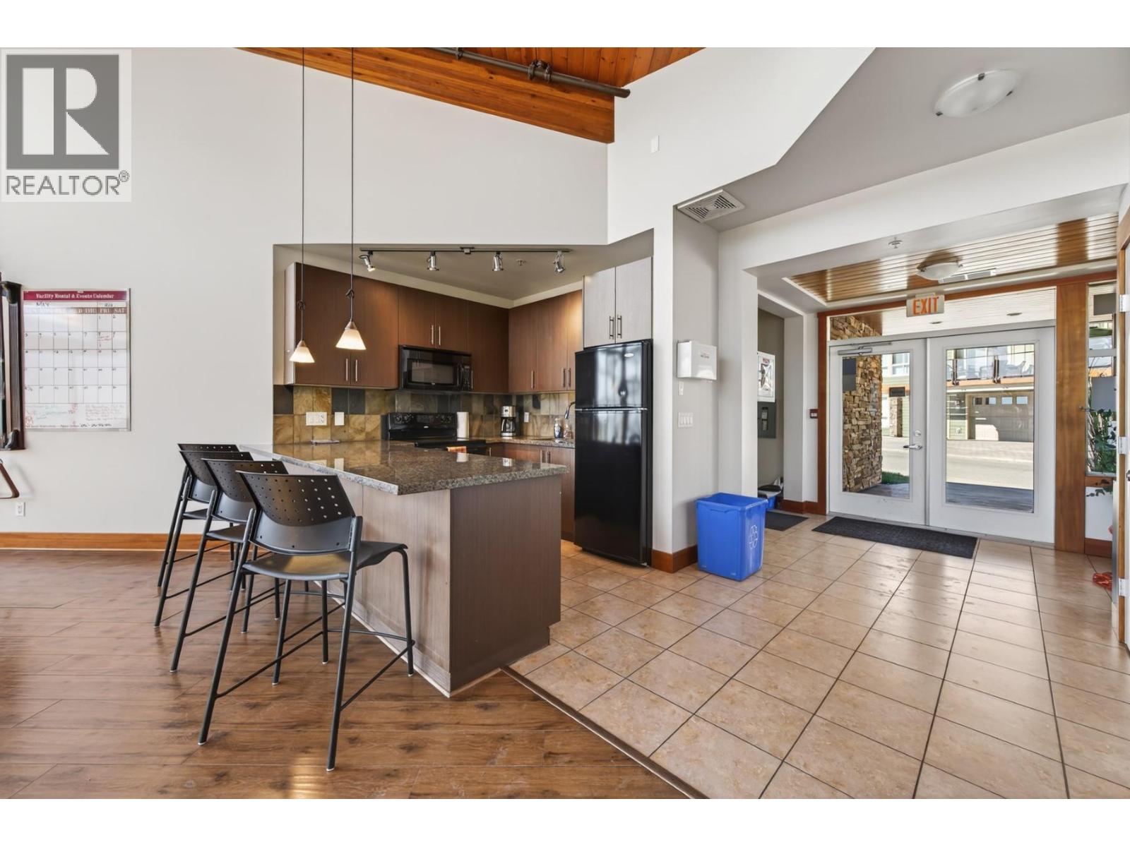 #53 130 COLEBROOK Road - 46