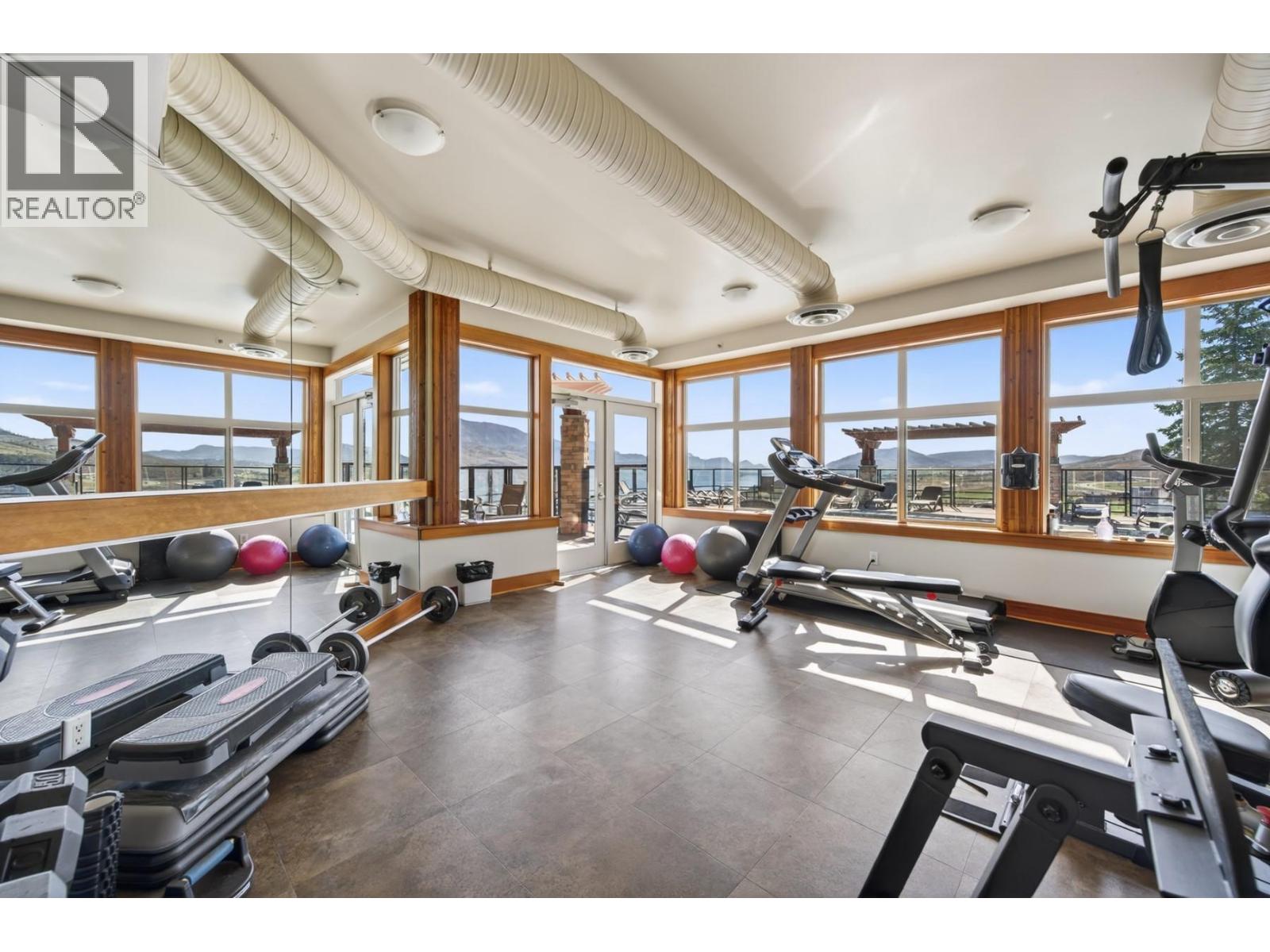 #53 130 COLEBROOK Road - 51