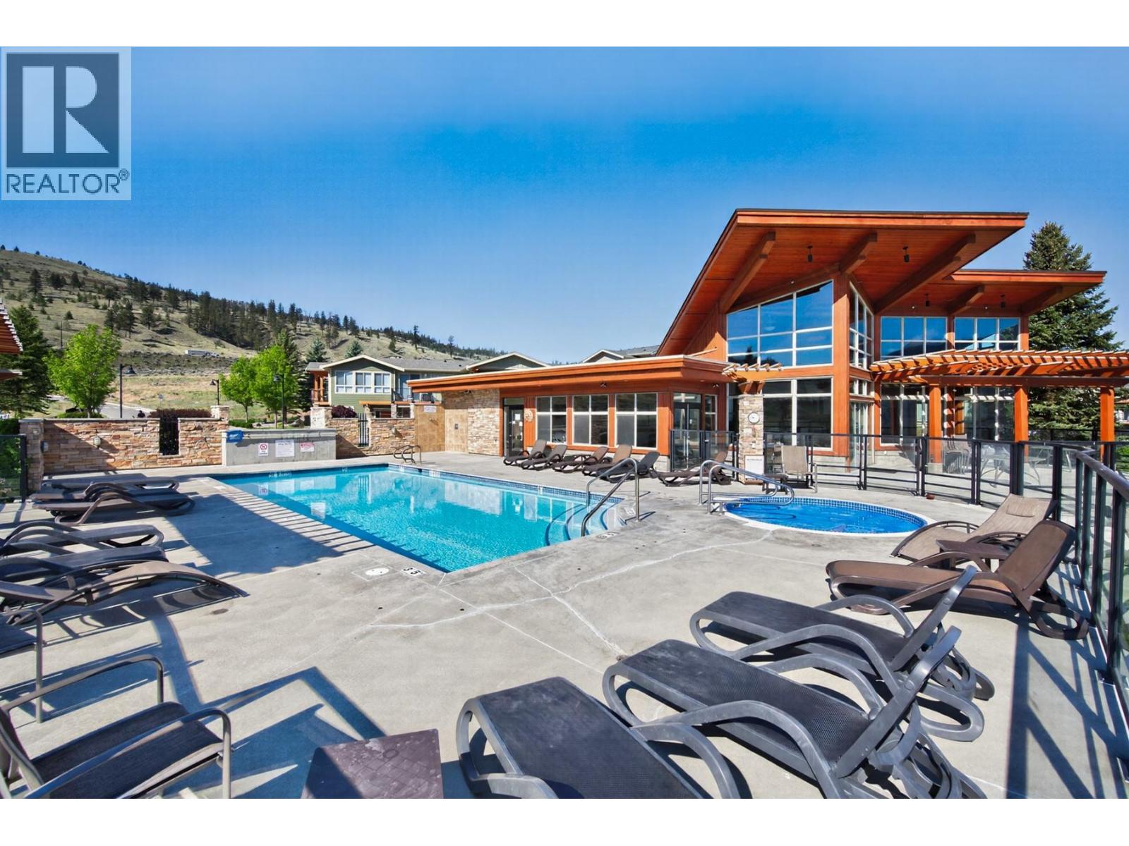 #53 130 COLEBROOK Road - 55