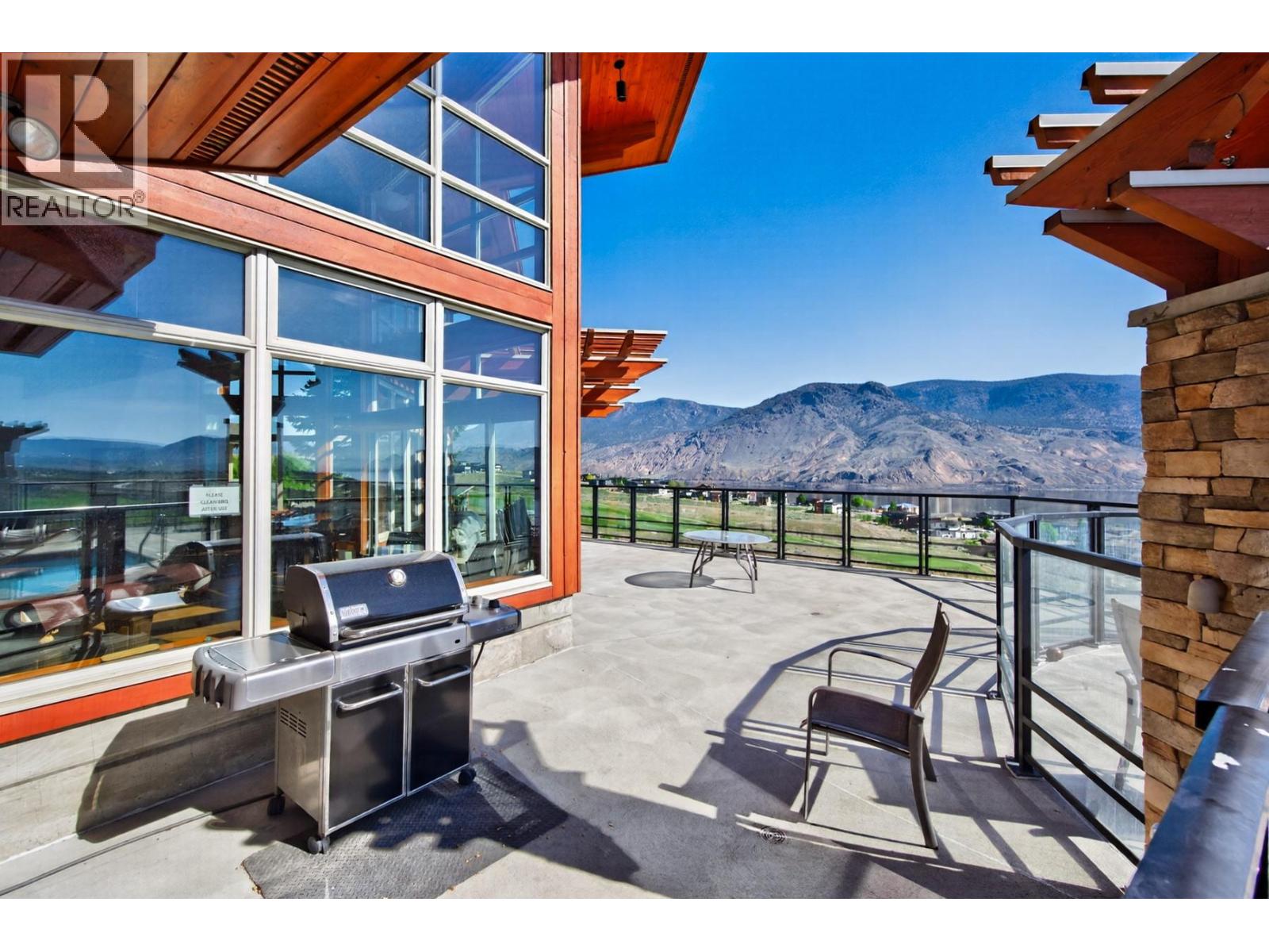 #53 130 COLEBROOK Road - 56