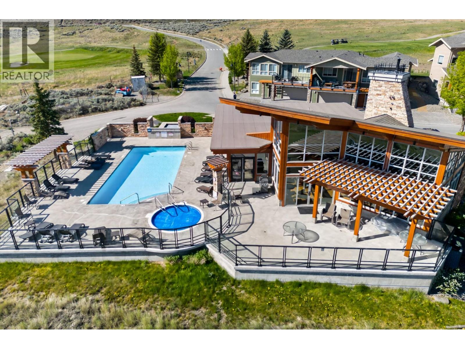 #53 130 COLEBROOK Road - 58