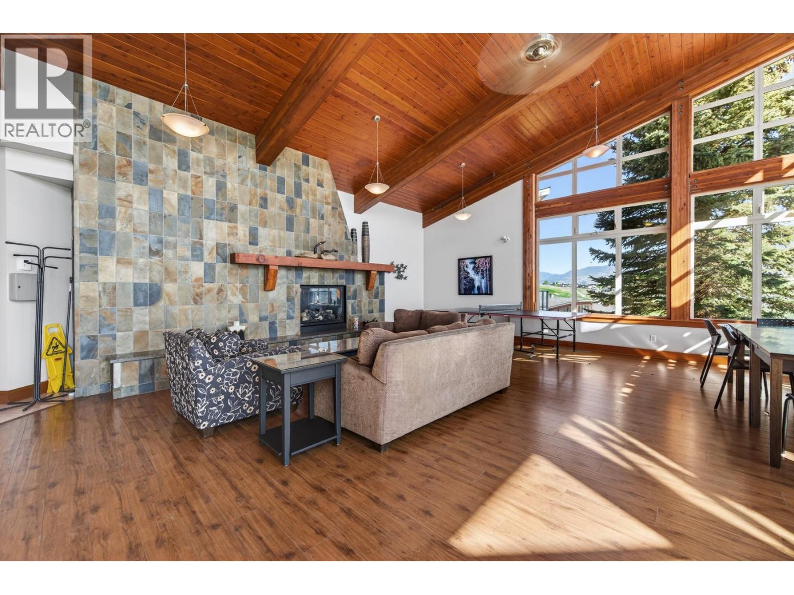 #53 130 COLEBROOK Road - 48