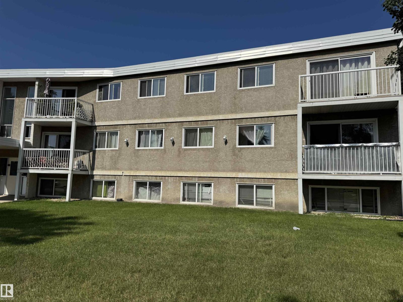 #207 8930 149 ST NW - 2