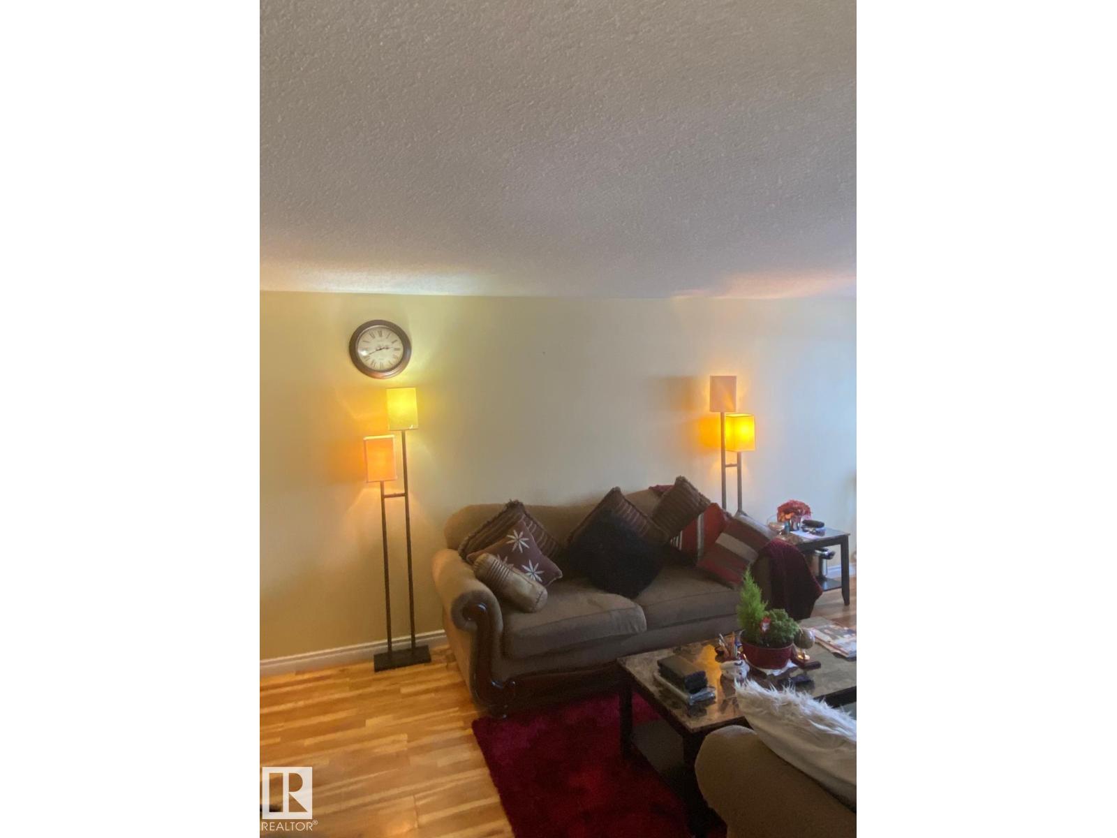 #207 8930 149 ST NW - 3
