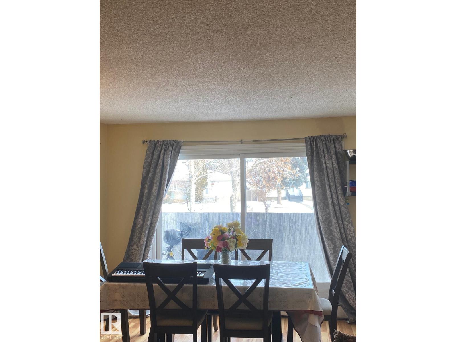 #207 8930 149 ST NW - 4
