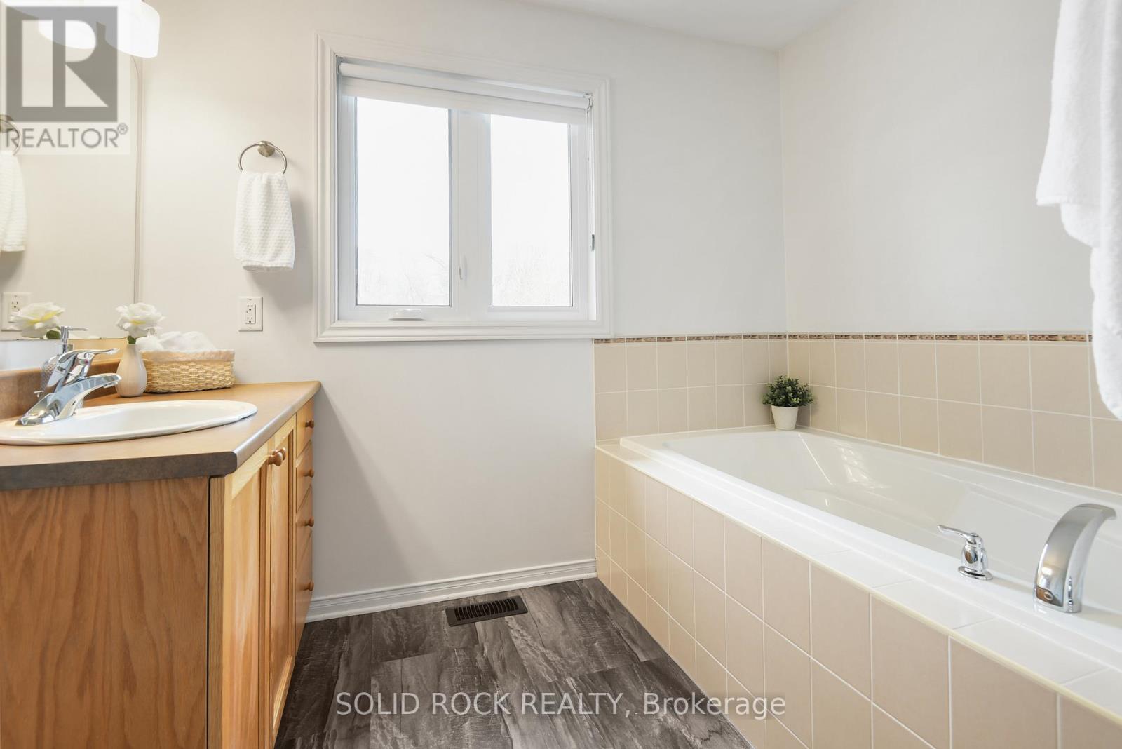 4 SHORT ROAD - 19