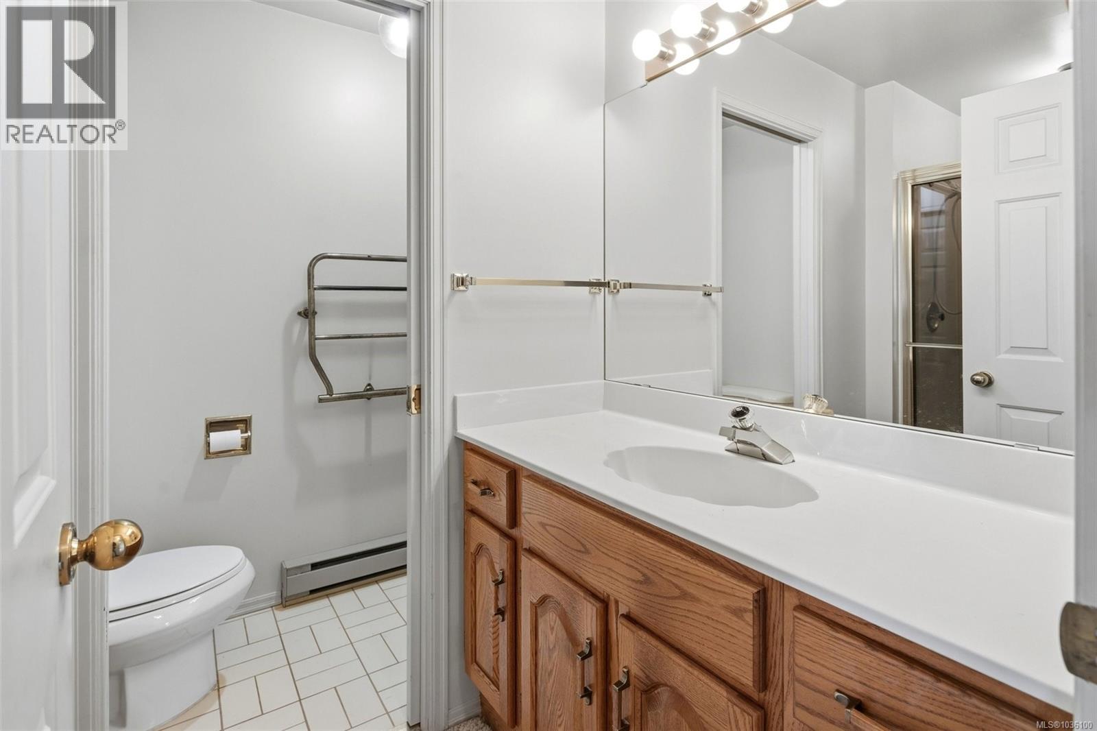 2524 Esplanade - 28