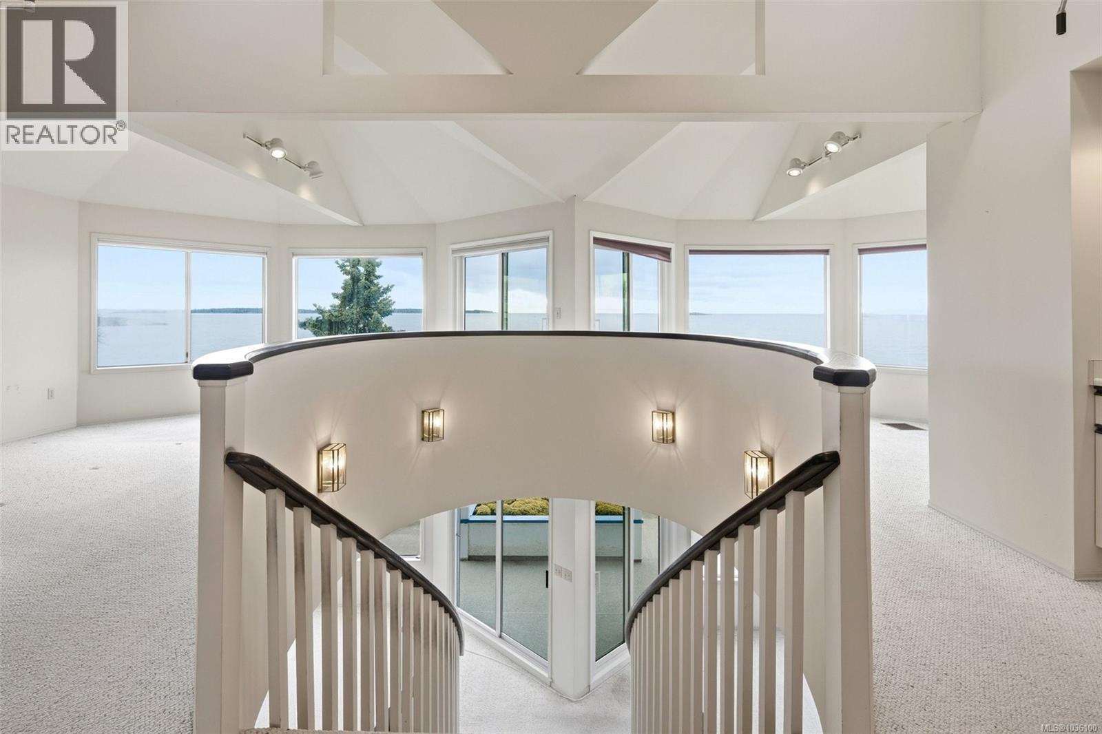 2524 Esplanade - 36