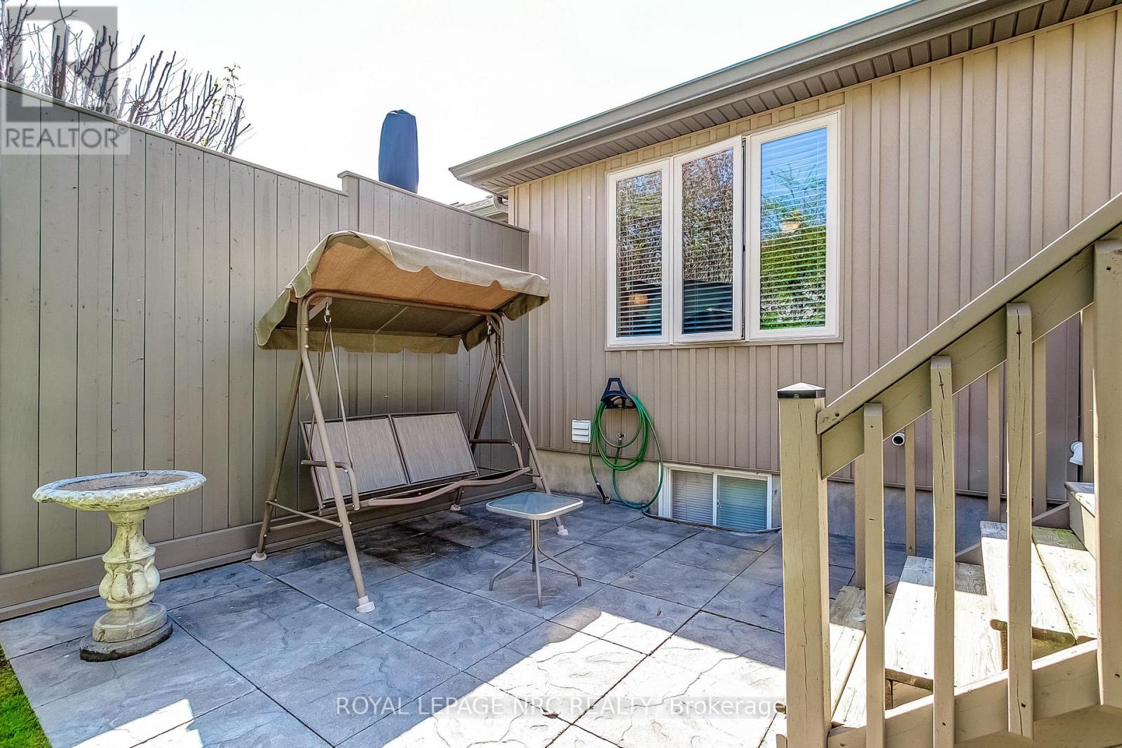 11 Rose Glen Crescent — photo 30