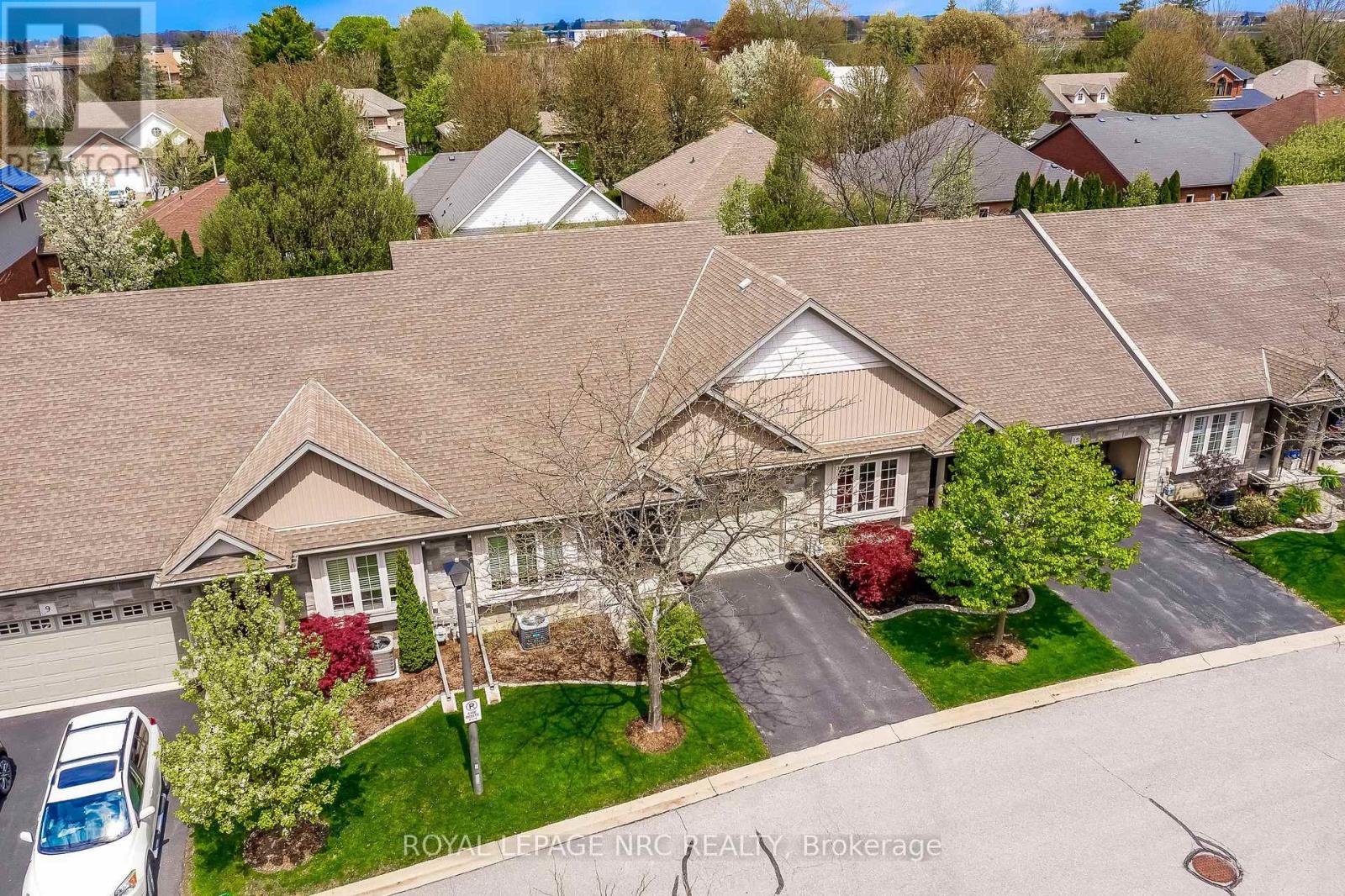 11 Rose Glen Crescent — photo 37