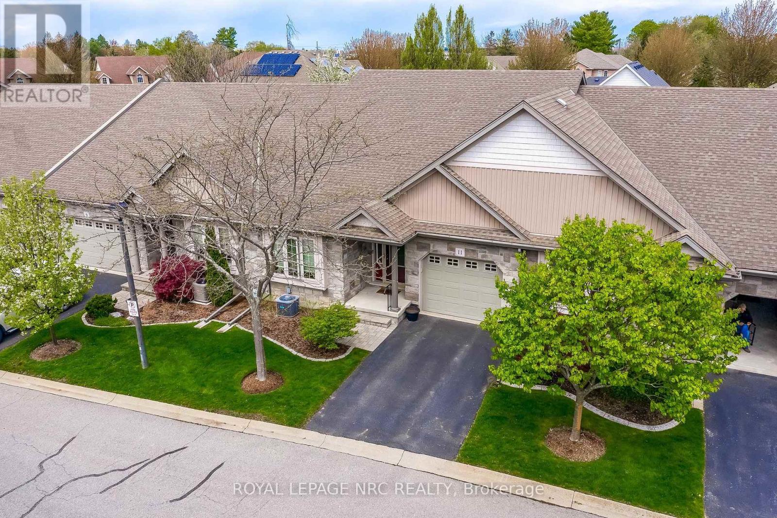11 Rose Glen Crescent — photo 38