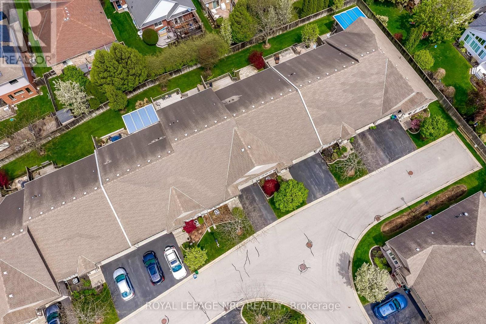 11 Rose Glen Crescent — photo 41