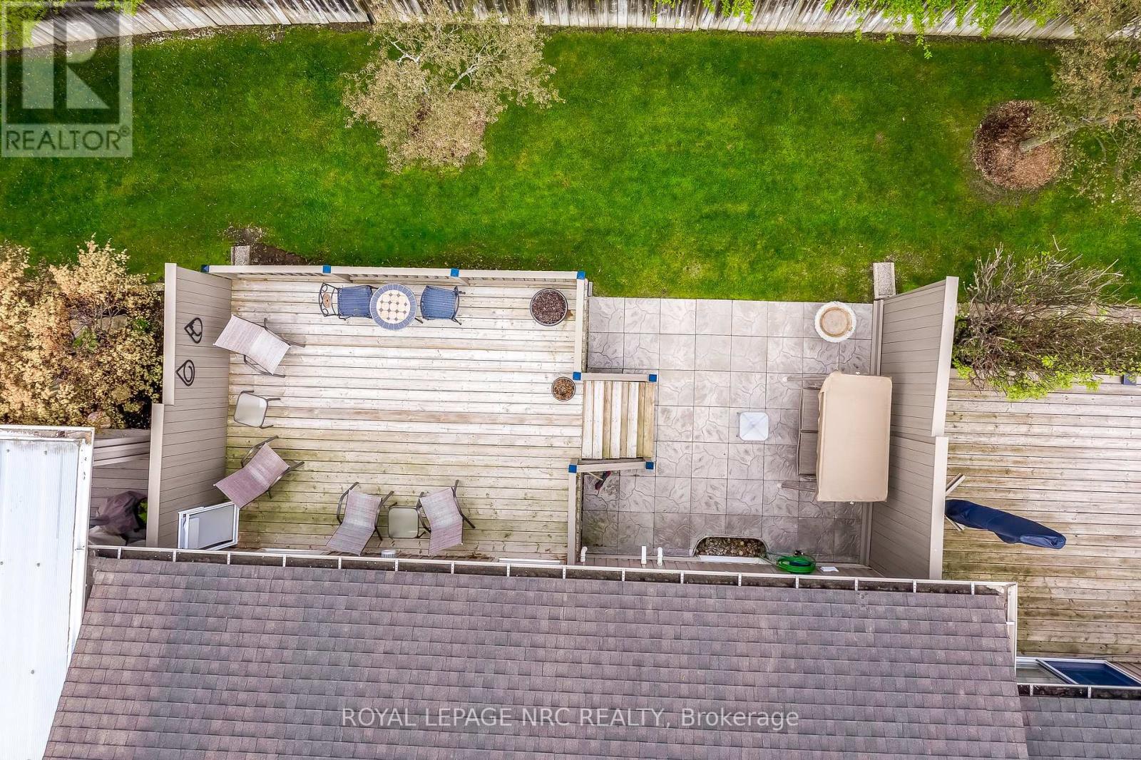 11 Rose Glen Crescent — photo 42