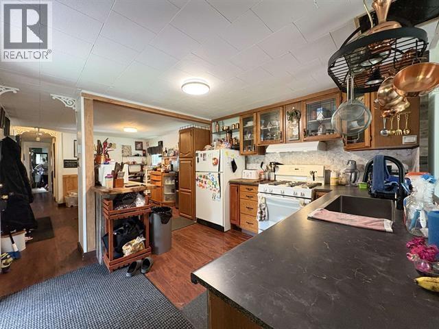 Photo 8 of 18 — 5790 BUCKHORN LAKE ROAD · Prince George, BC