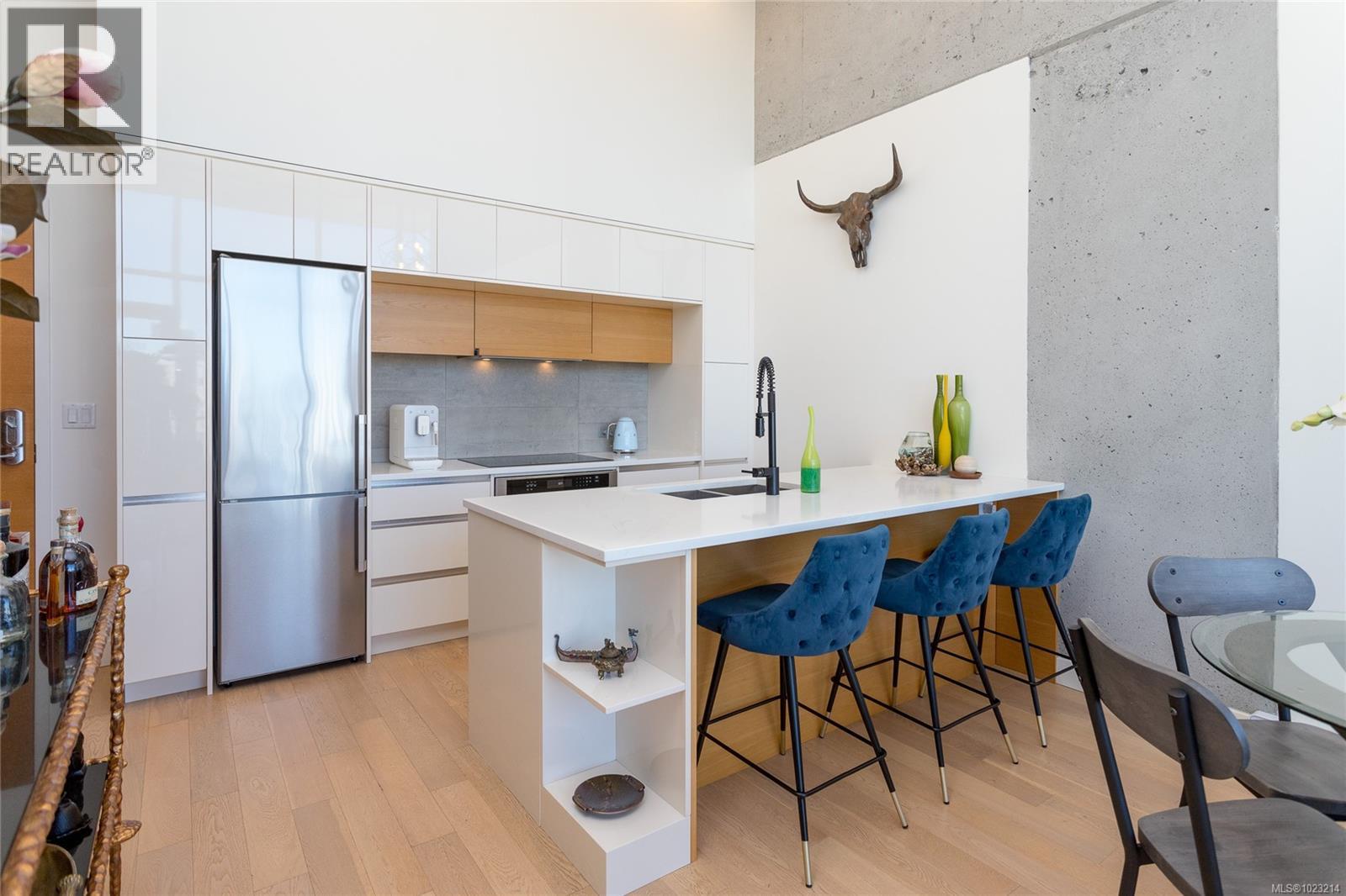 #1603 989 Johnson St - 11