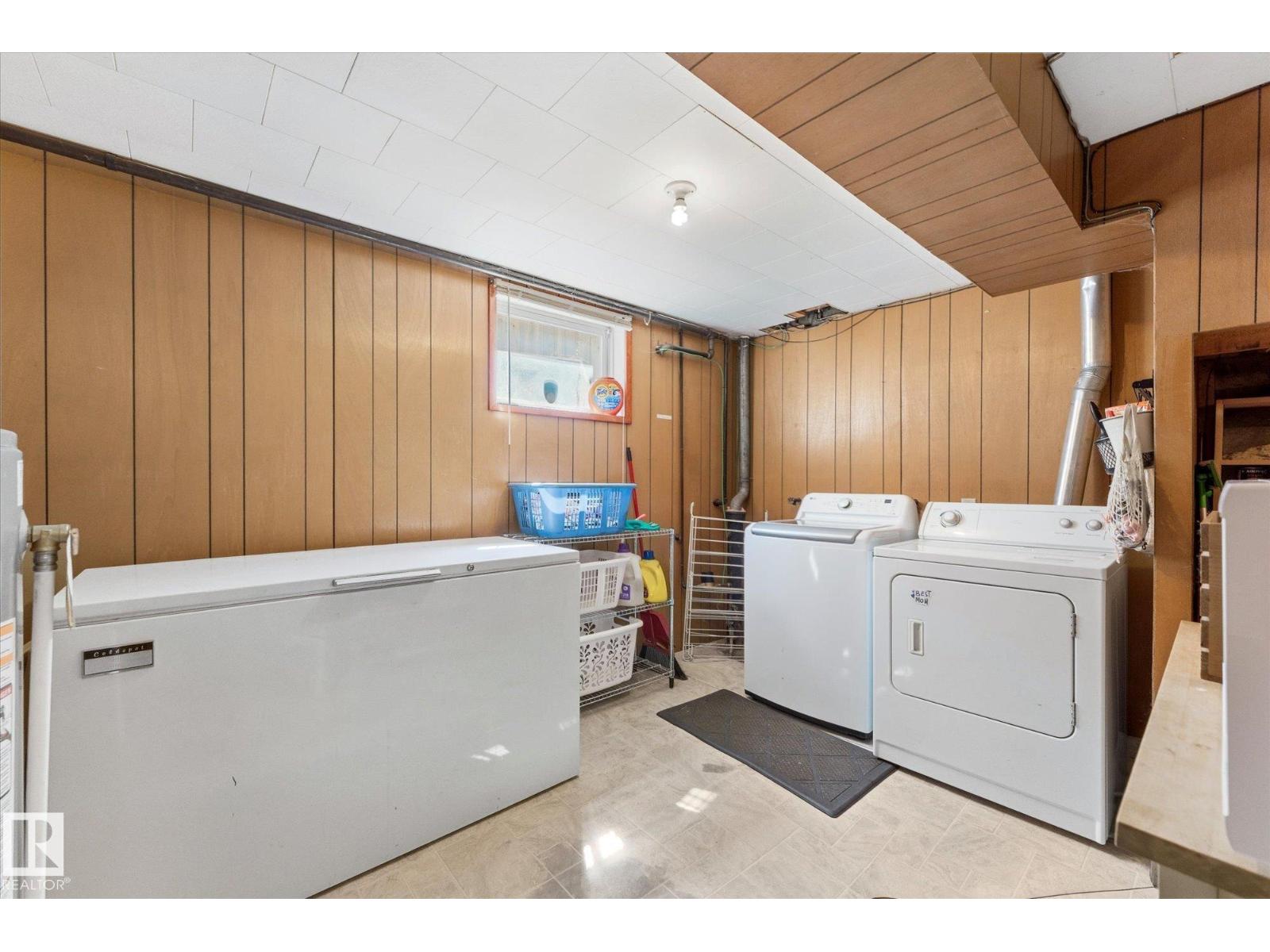 5703 119 AV NW - 33