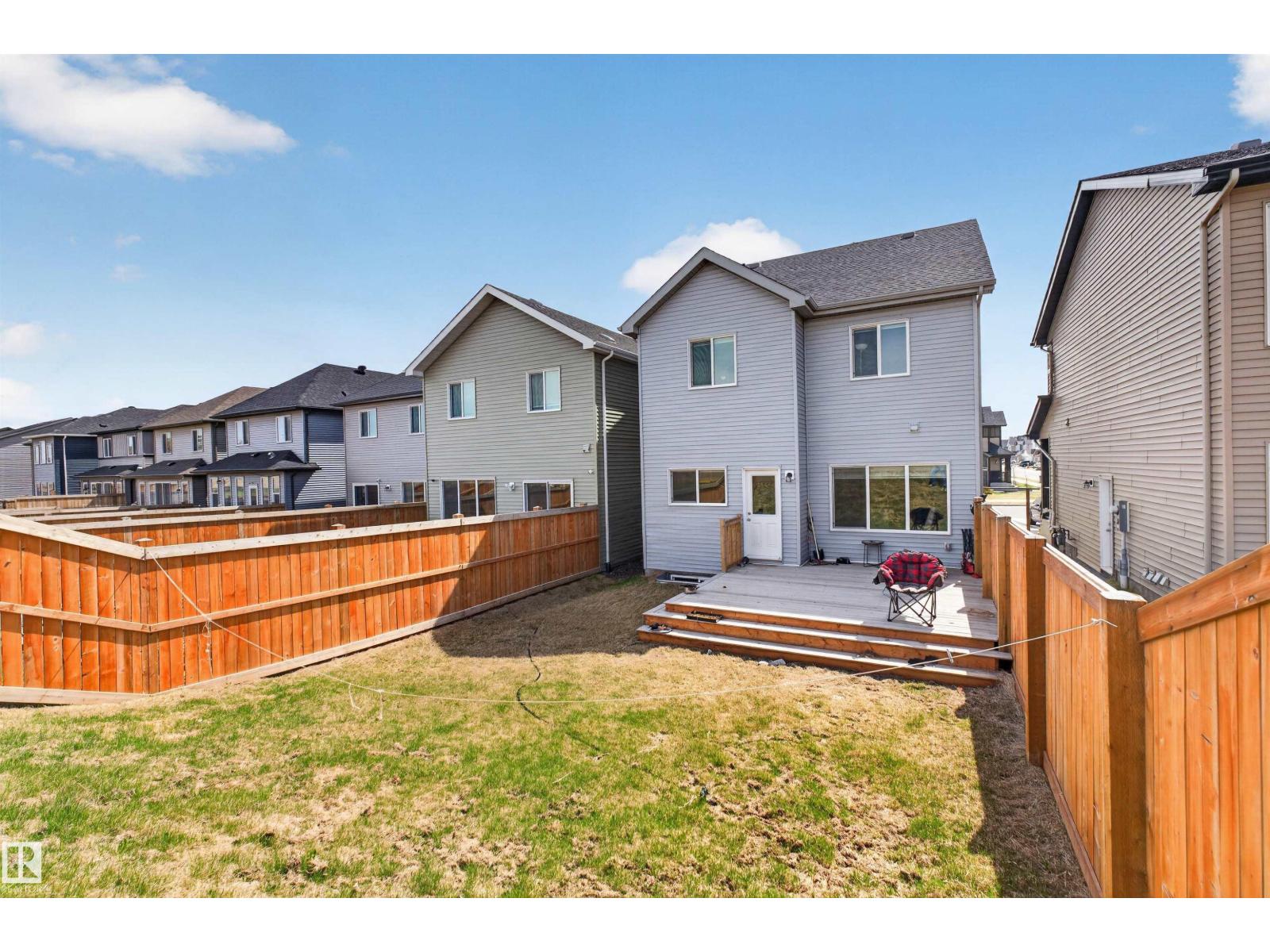 22638 99A AV NW - 21