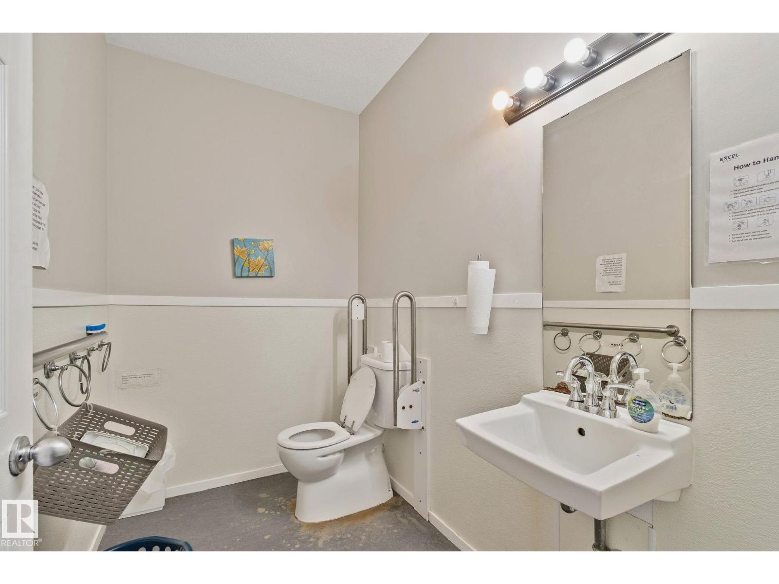9512 154 ST NW, Edmonton