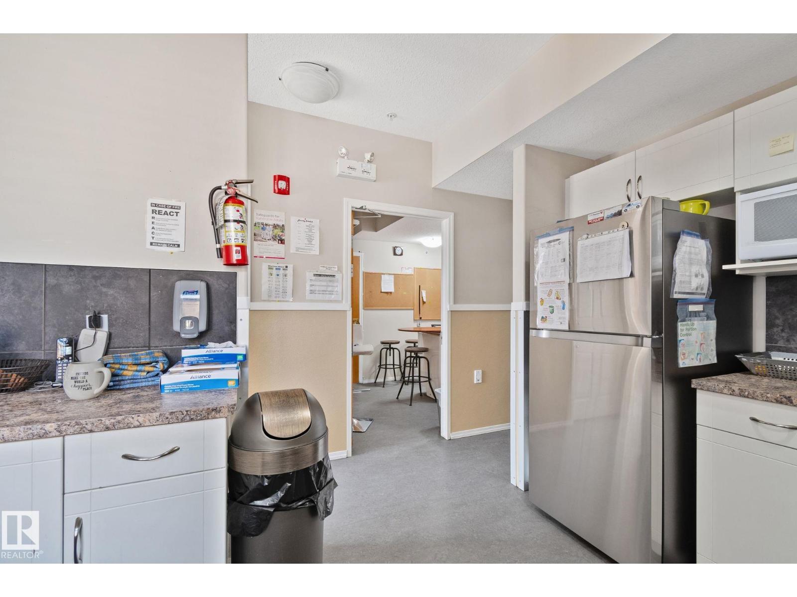 9512 154 ST NW, Edmonton