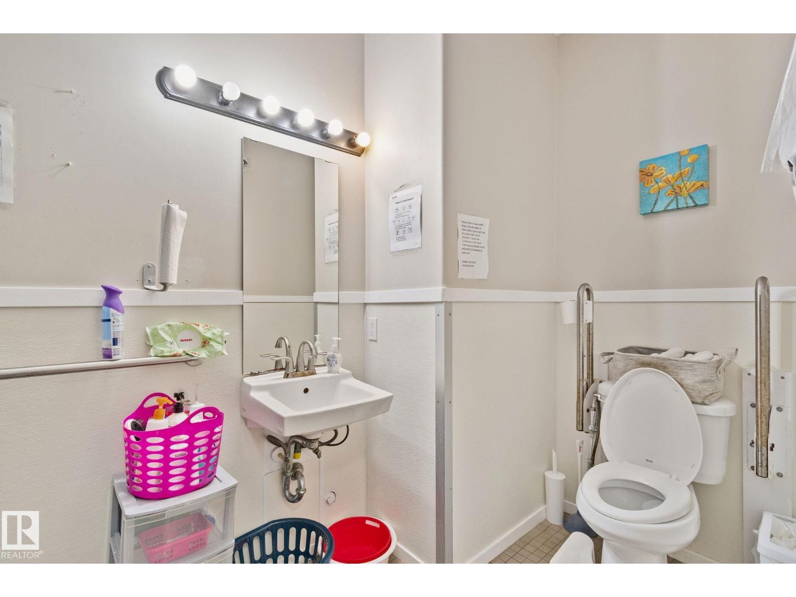 9512 154 ST NW, Edmonton