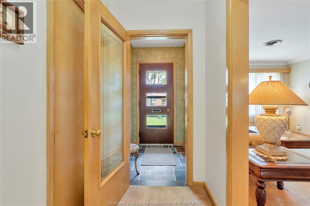 273 HENKEL PLACE, Windsor, Ontario, N8Y2E8 — Photo 18