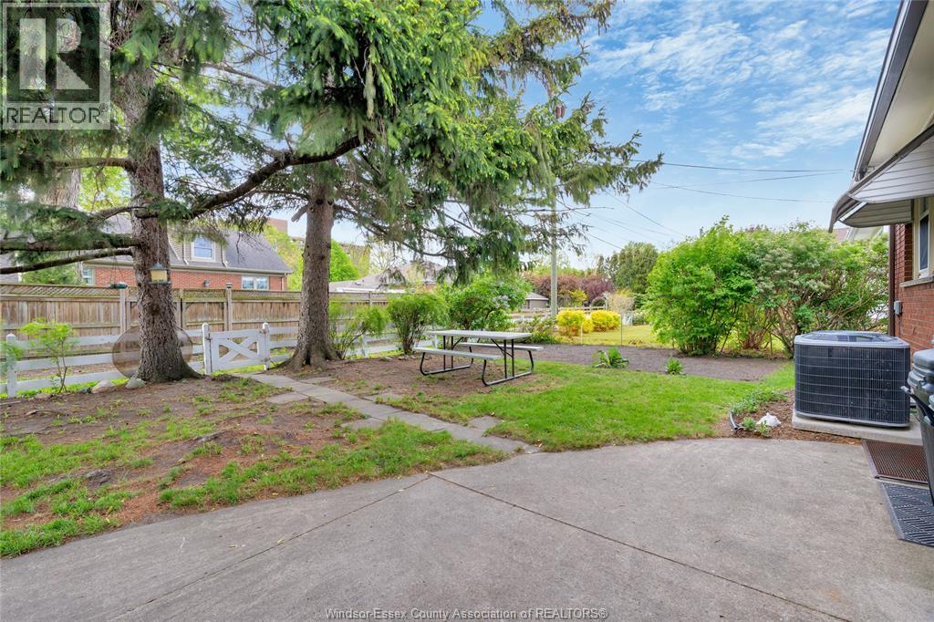 273 HENKEL PLACE, Windsor, Ontario, N8Y2E8 — Photo 9