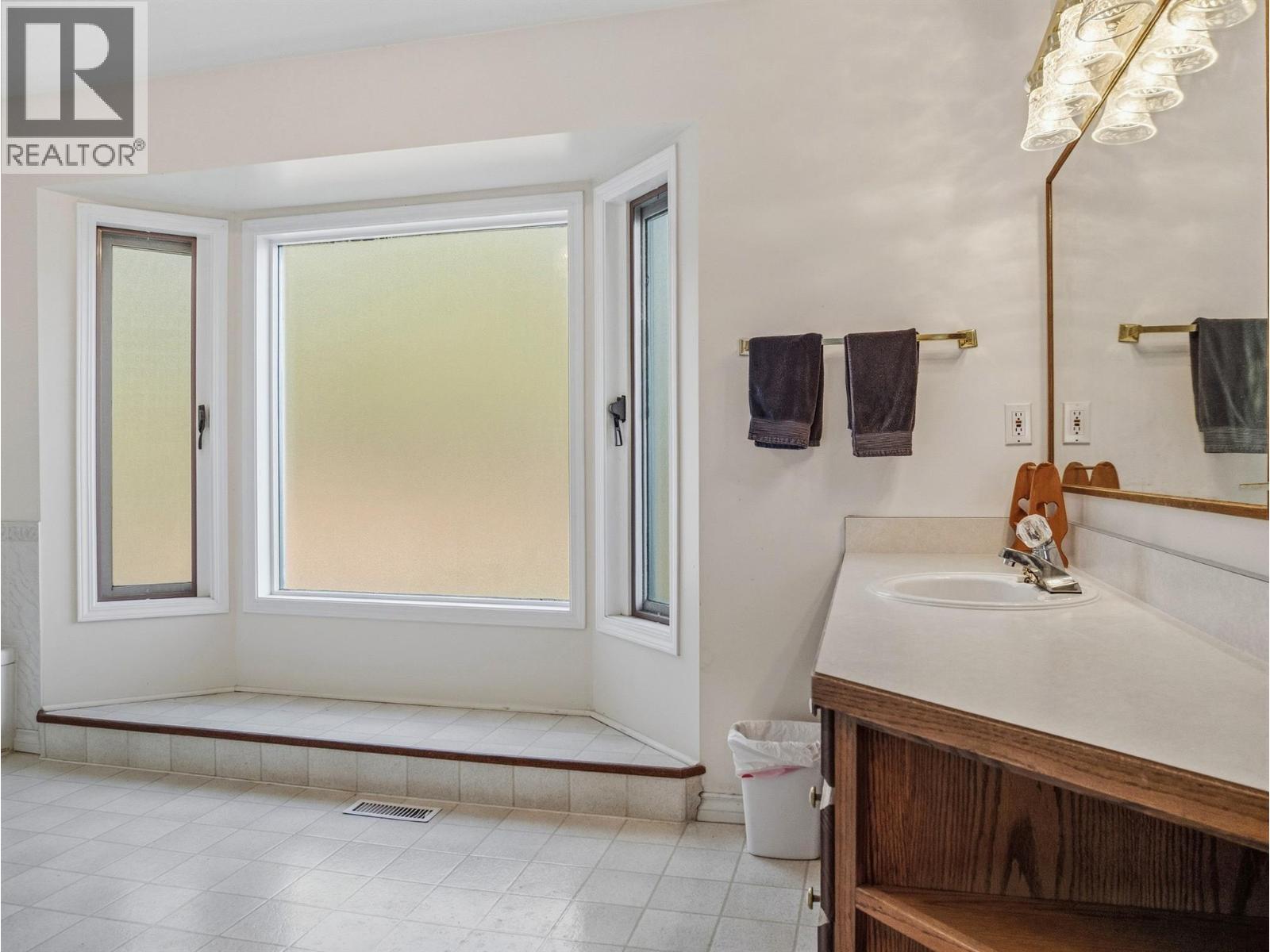 13174 Willow Valley Estates Road - 14
