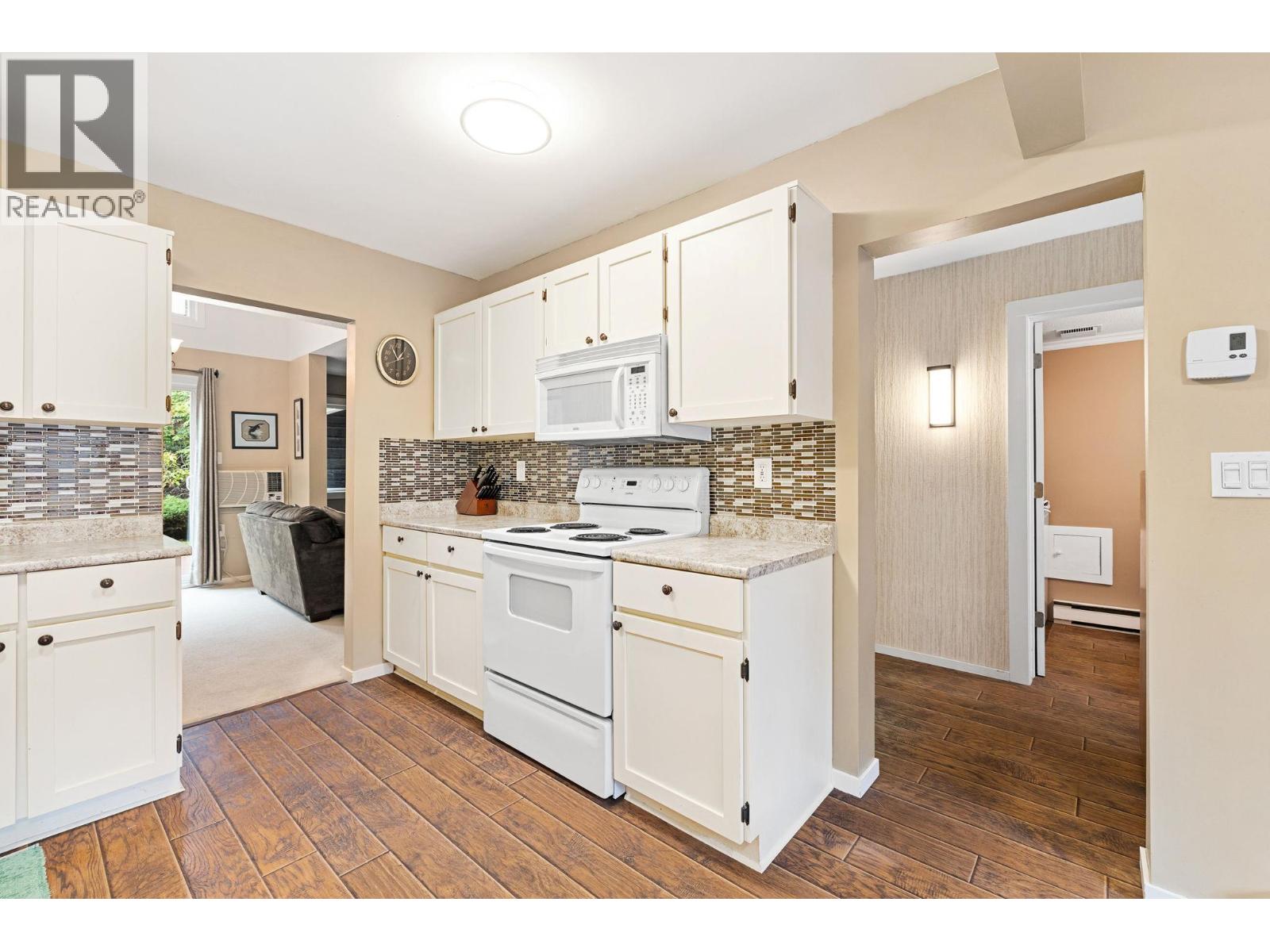#22 750 Badke Road - 5