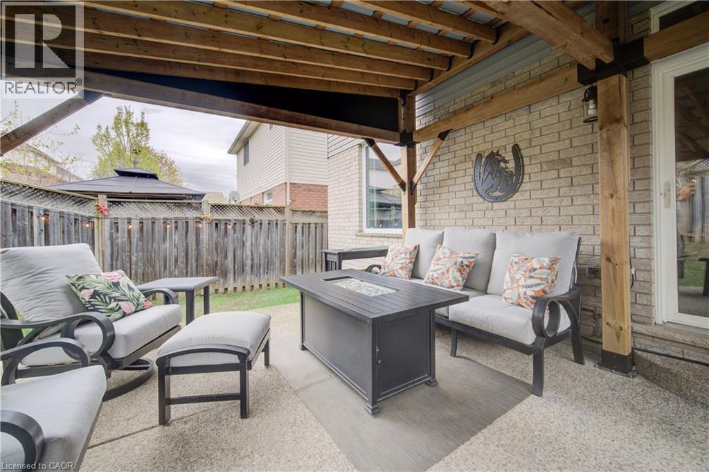 699 COMMONWEALTH Crescent, Kitchener, Ontario, N2E4J8 — Photo 29