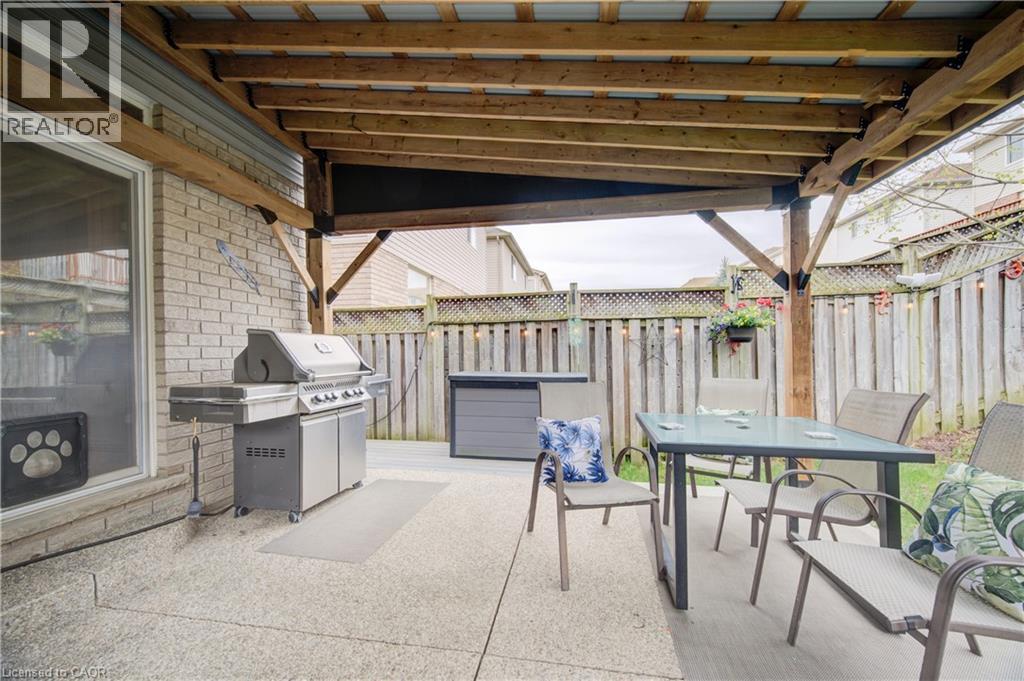 699 COMMONWEALTH Crescent, Kitchener, Ontario, N2E4J8 — Photo 30