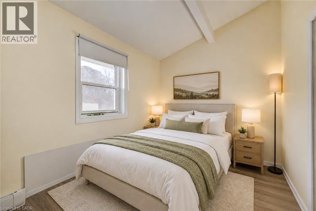 284 WESTCOURT Place, Waterloo, Ontario, N2L2R7 — Photo 17