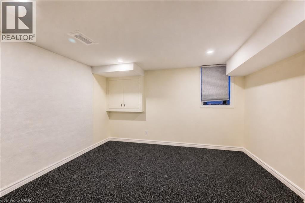 284 WESTCOURT Place - 25