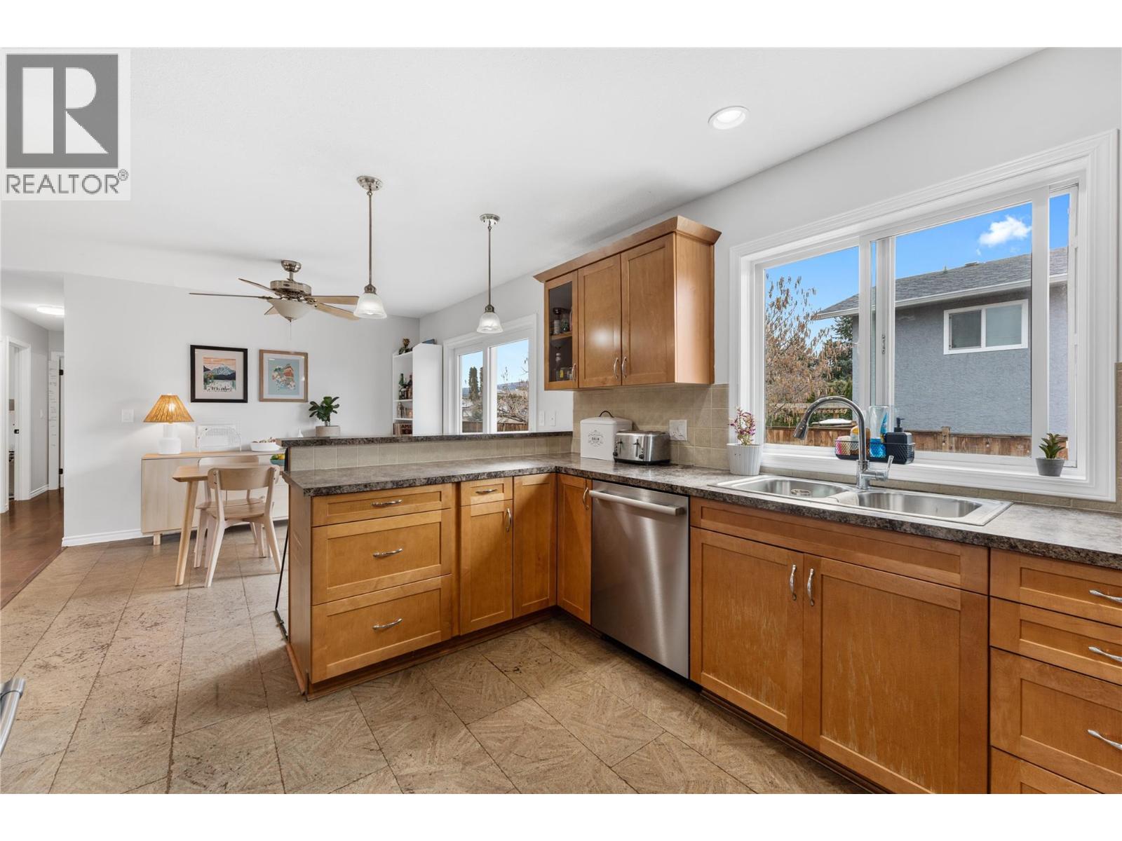 1233 Turri Avenue, Kelowna