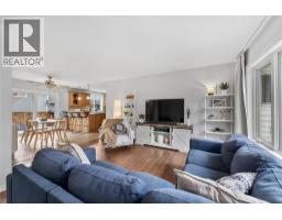  1233 Turri Avenue, Kelowna