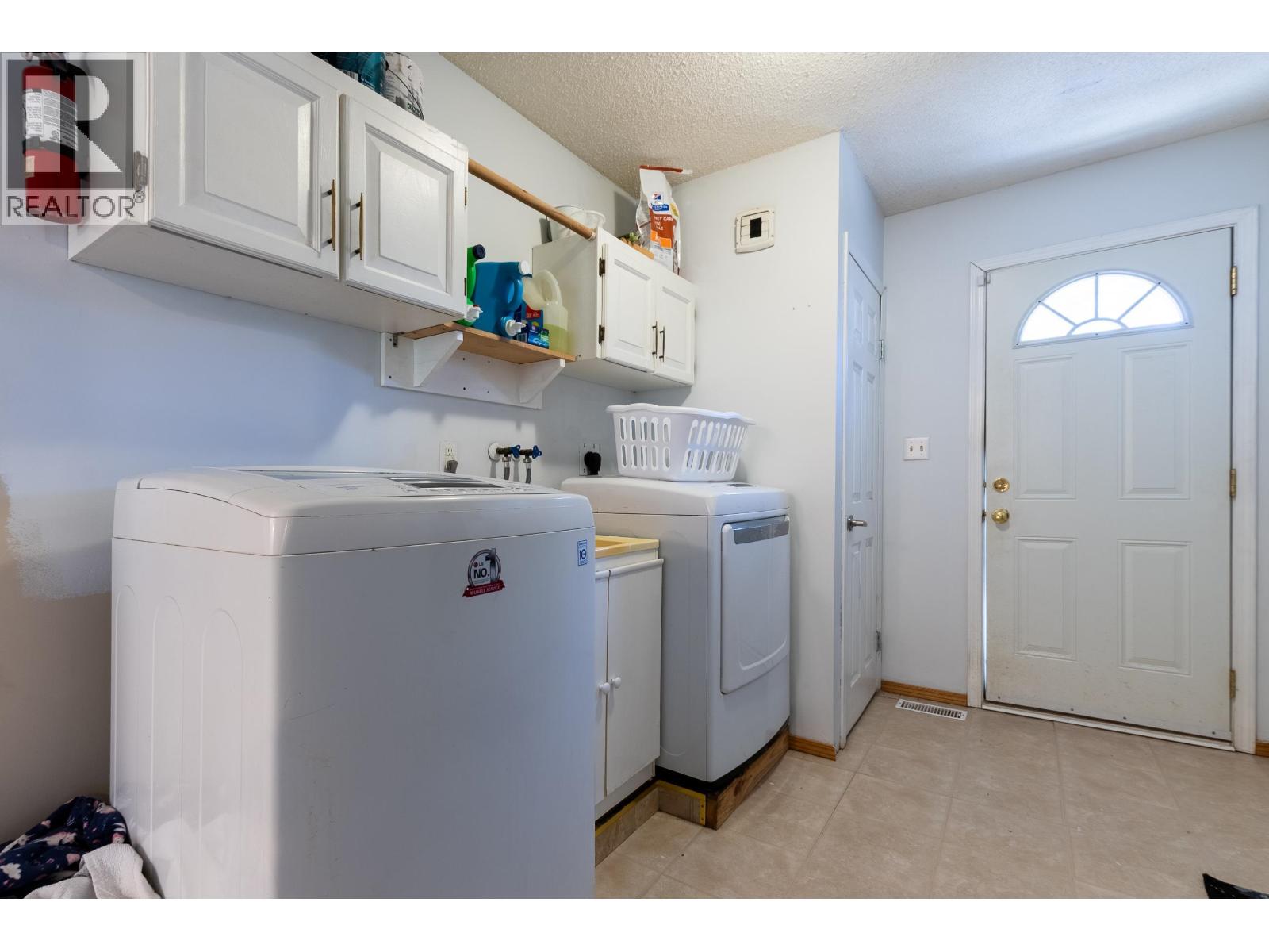 3939 DIAMOND DRIVE - 20