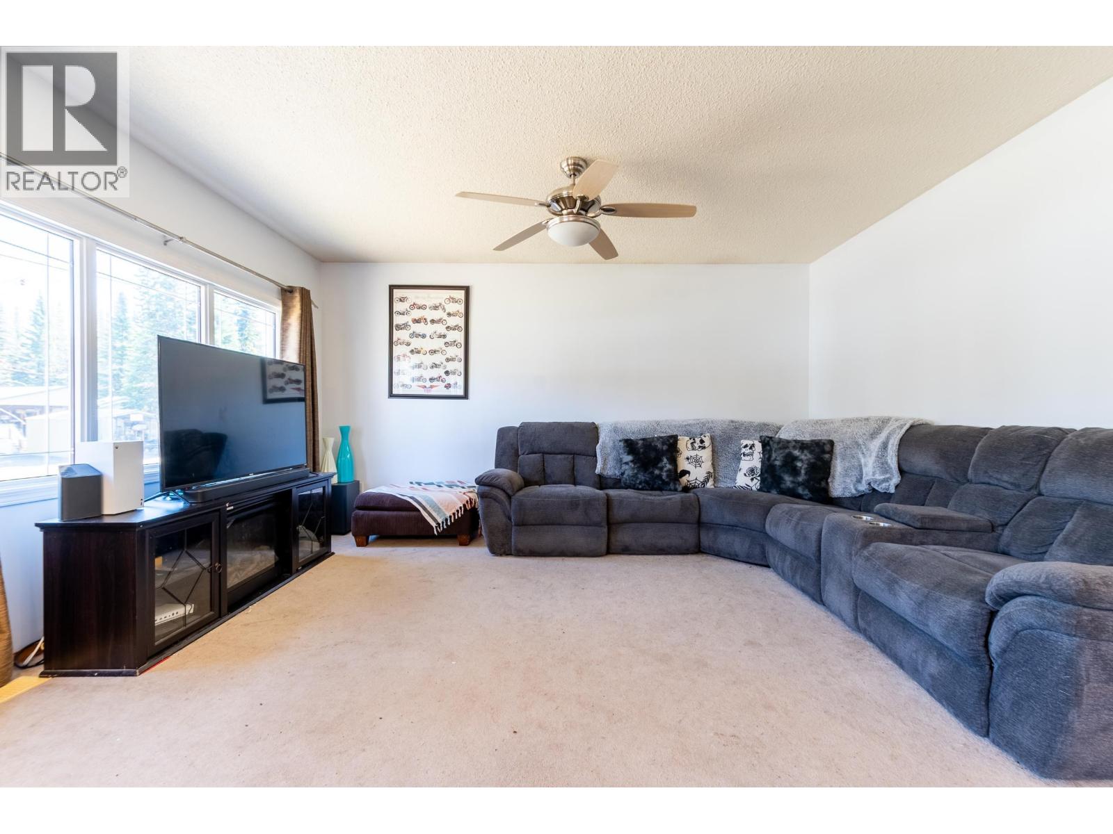 3939 DIAMOND DRIVE - 3