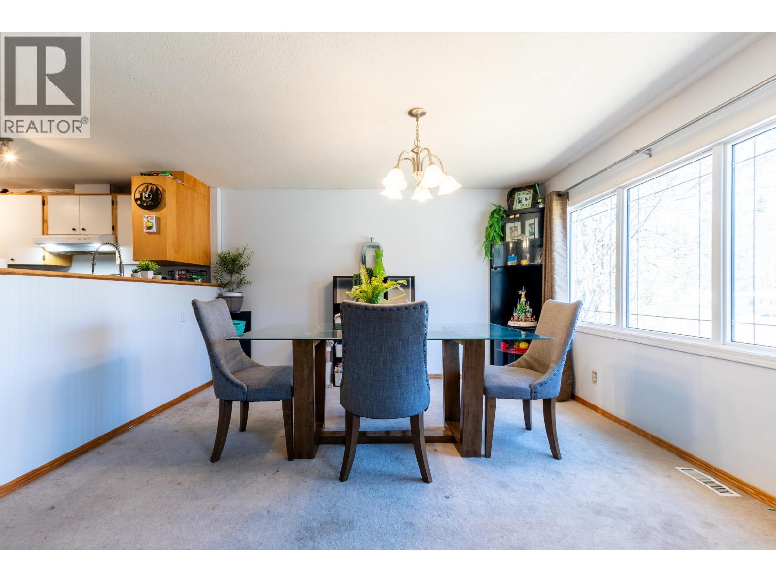 3939 DIAMOND DRIVE - 7